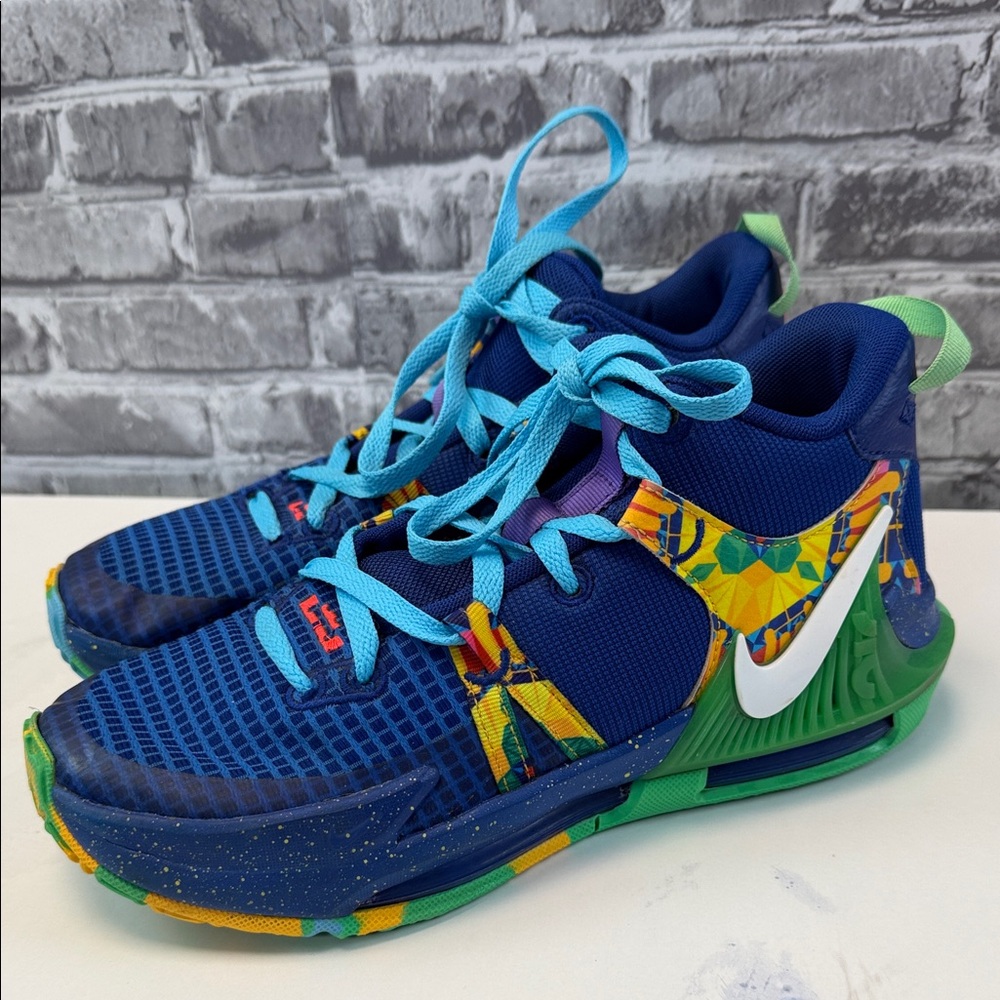 Nike‎ LeBron Witness Athletic Shoes